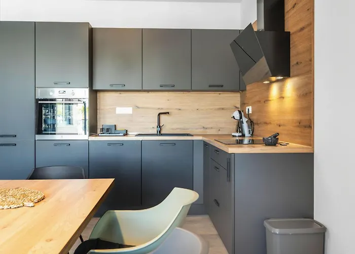 Amazing Home In Vodice 沃迪切