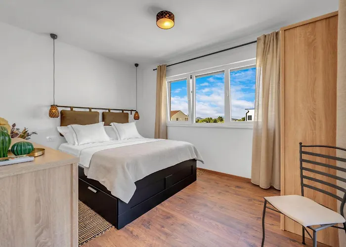 Amazing Home In Vodice בית נופש וודיצה